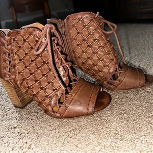 Thought they were my style but they aren’t! Super cute for the right person!